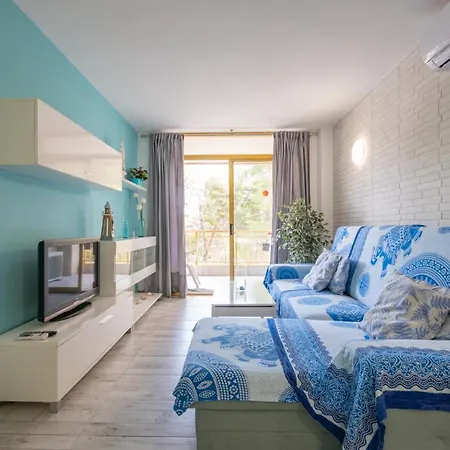 Salou-piscina-playa Port Aventura1 Apartment Salou