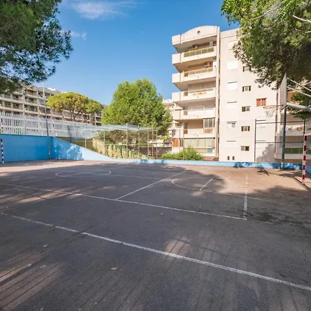 Salou-piscina-playa Port Aventura1 Apartment *