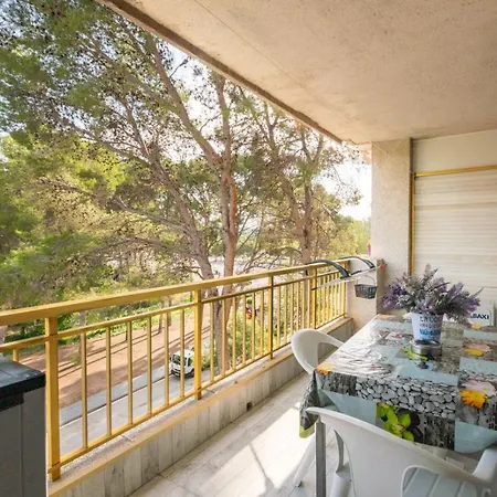 Salou-piscina-playa Port Aventura1 Салоу